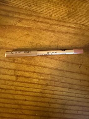 Charlotte Tilbury Lip Cheat Lip Liner - Nude Pink - Pillow Talk